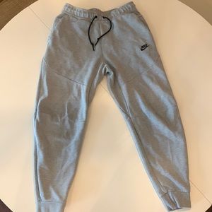 Nike Tech Joggers grey size S